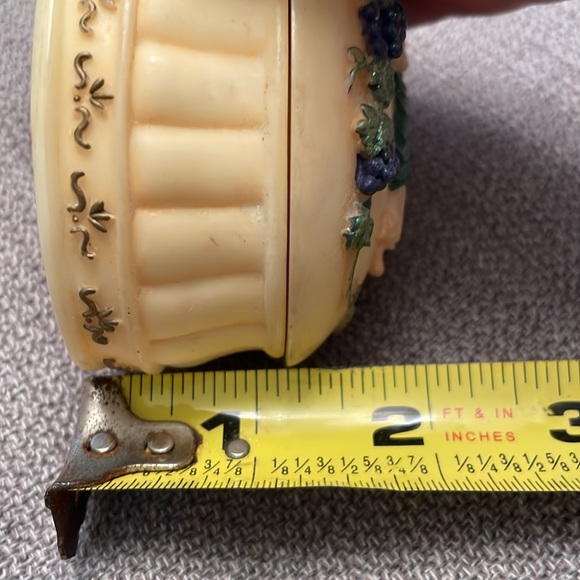 St. Jude Trinket Resin Box Keepsake Box Religious - Picture 11 of 12